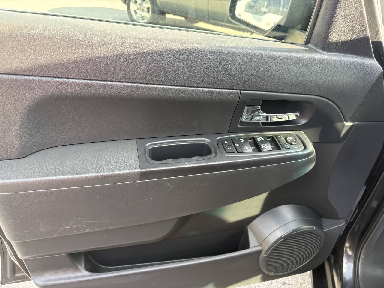 Used 2011 Jeep Liberty Sport AWD/4WD image 16