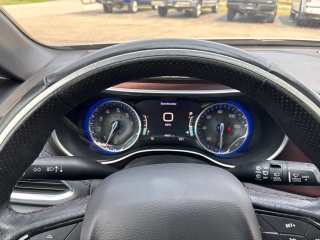 Used 2020 Chrysler Pacifica Limited FWD image 23