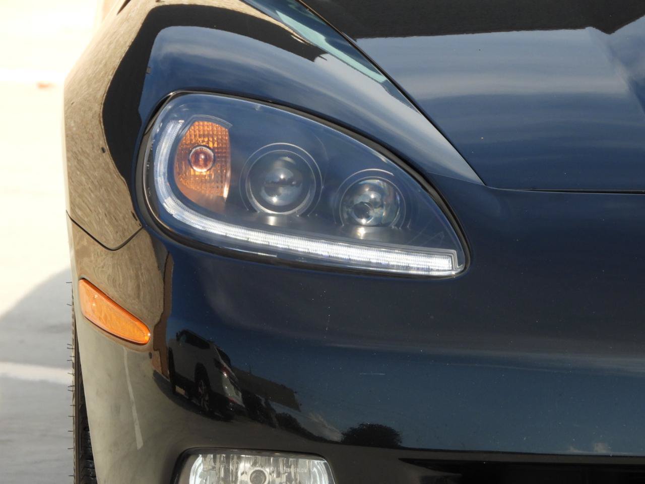 Used 2011 Chevrolet Corvette w/ 3LT w/ Preferred Equipment Group RWD image 26