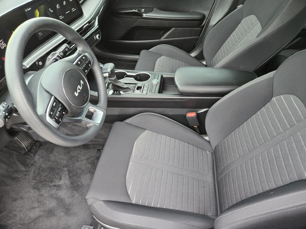 New 2026 Kia K5 LXS FWD image 9