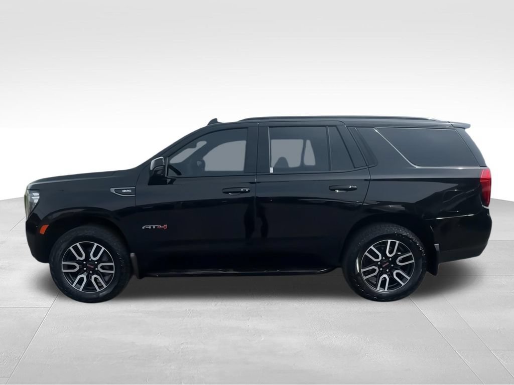 Used 2024 GMC Yukon AT4 w/ Technology Package AWD/4WD image 5