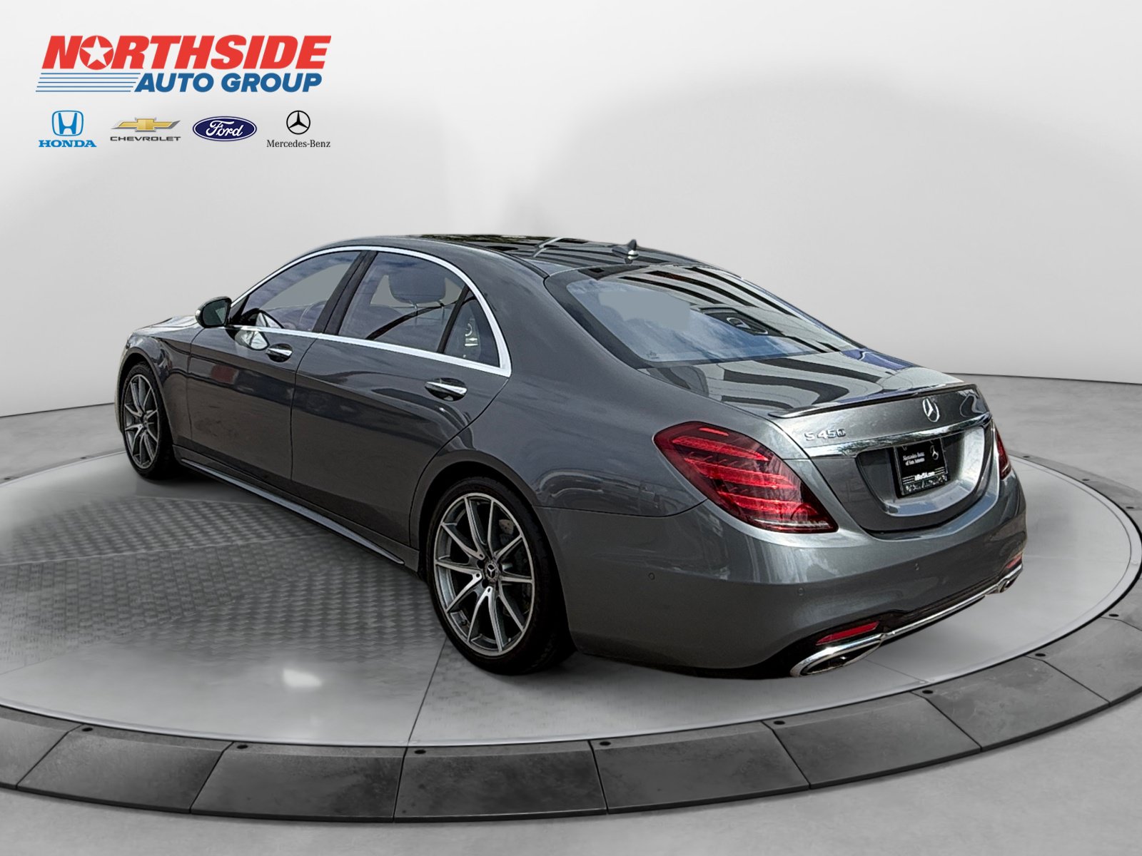 Used 2020 Mercedes-Benz S 450 Sedan image 5
