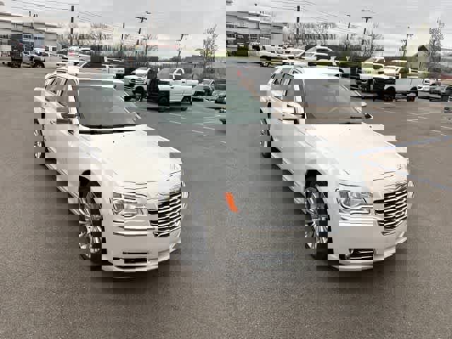 Used 2013 Chrysler 300 C w/ Beats Audio Group image 21