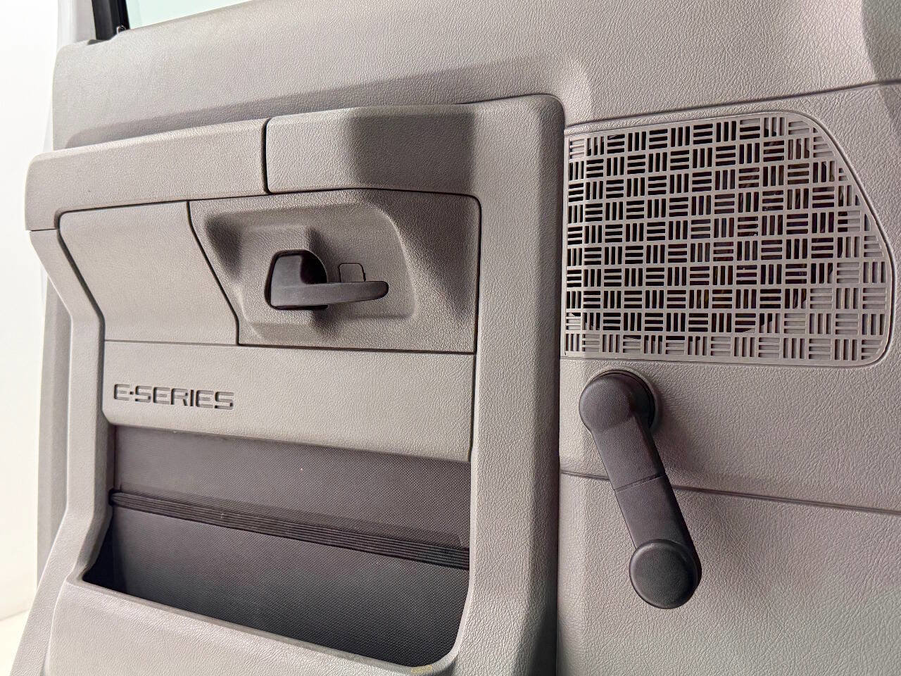 Used 2016 Ford E-350 and Econoline 350 Super Duty w/ Shuttle Bus Prep Package image 48