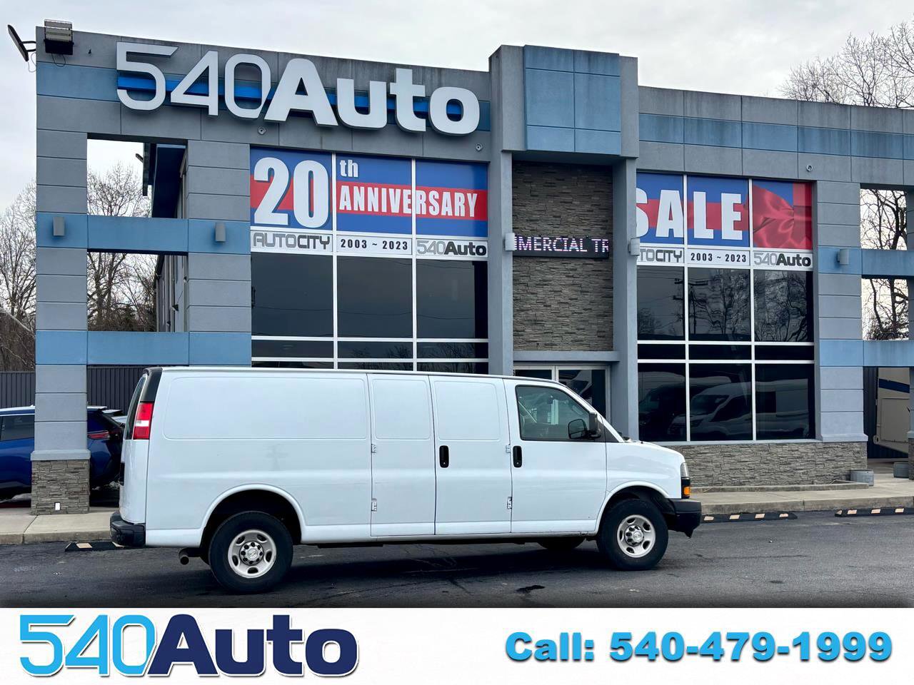 Used 2021 Chevrolet Express 2500 Extended image 1