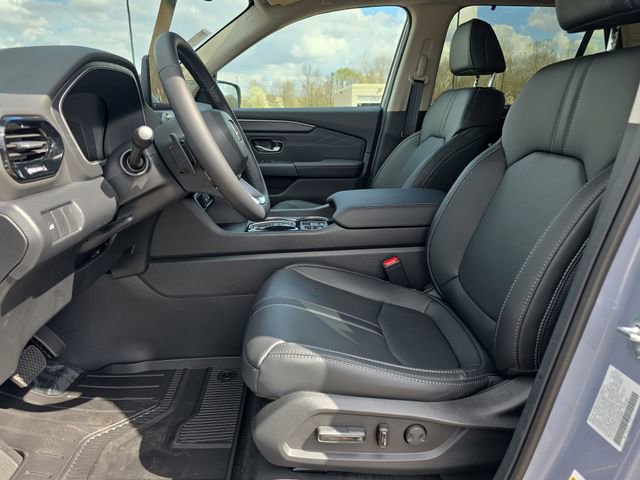 New 2026 Honda Pilot Touring image 4