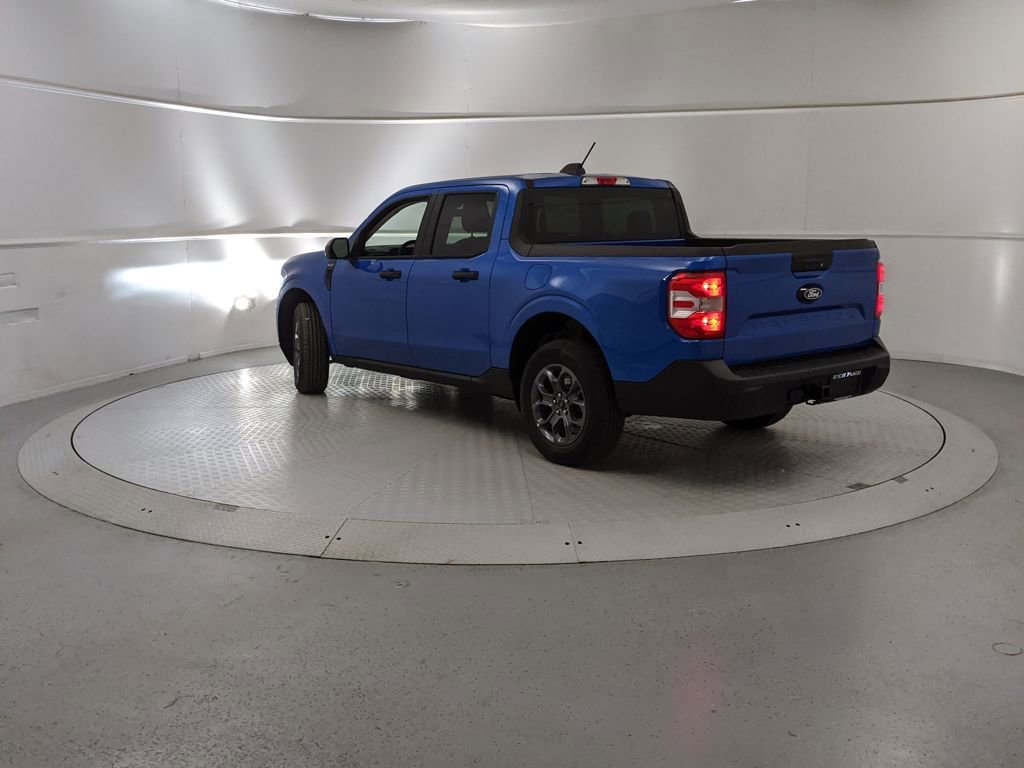 New 2025 Ford Maverick XLT w/ XLT Luxury Package AWD/4WD image 4