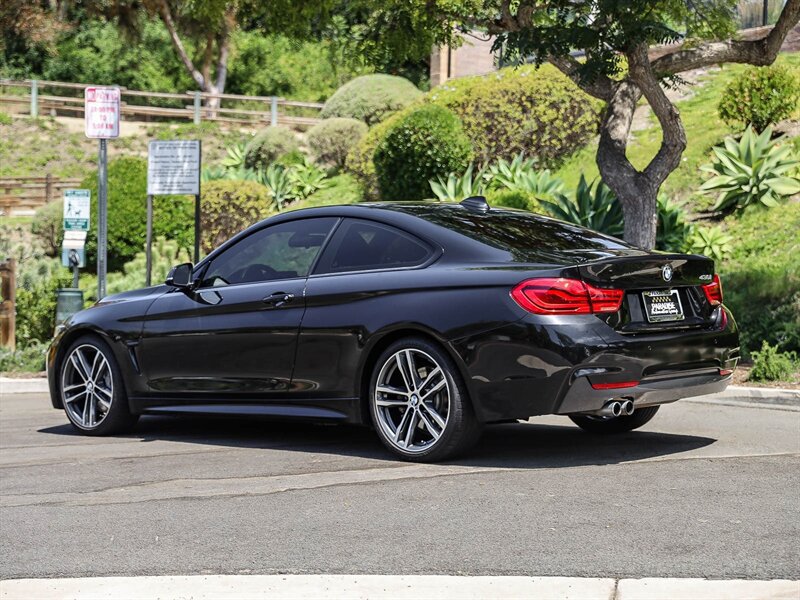 Used 2019 BMW 430i Coupe w/ M Sport Package RWD image 3