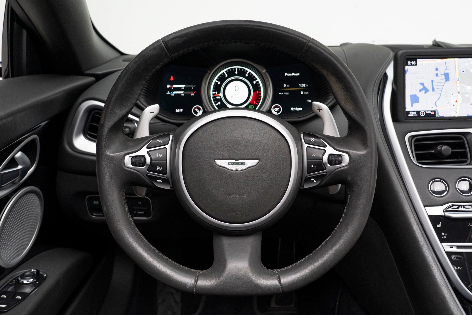 Used 2020 Aston Martin DB11 Volante RWD image 22