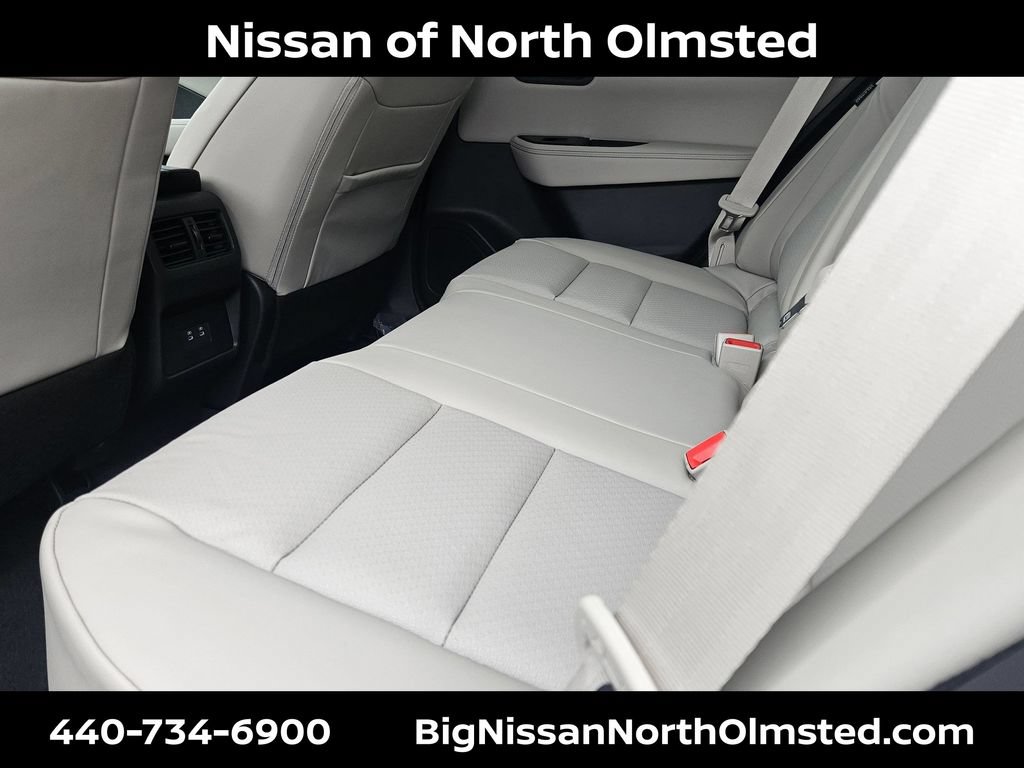 New 2026 Nissan Rogue Dark Armor AWD/4WD image 18