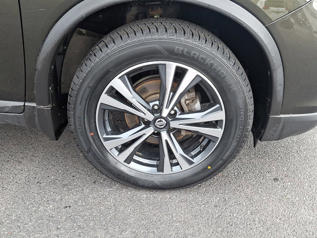 Certified 2017 Nissan Rogue SL w/ SL Premium Package image 8