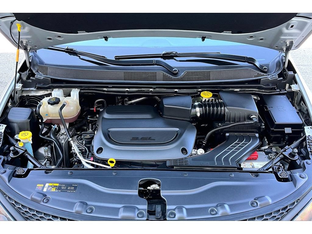 Certified 2024 Chrysler Voyager LX FWD image 55