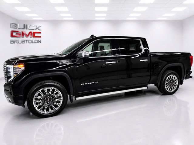 Used 2023 GMC Sierra 1500 Denali Ultimate AWD/4WD image 2