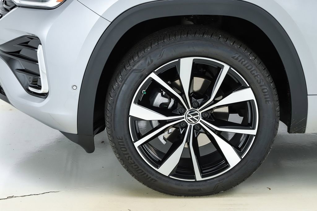 New 2026 Volkswagen Atlas SEL Premium R-Line image 44