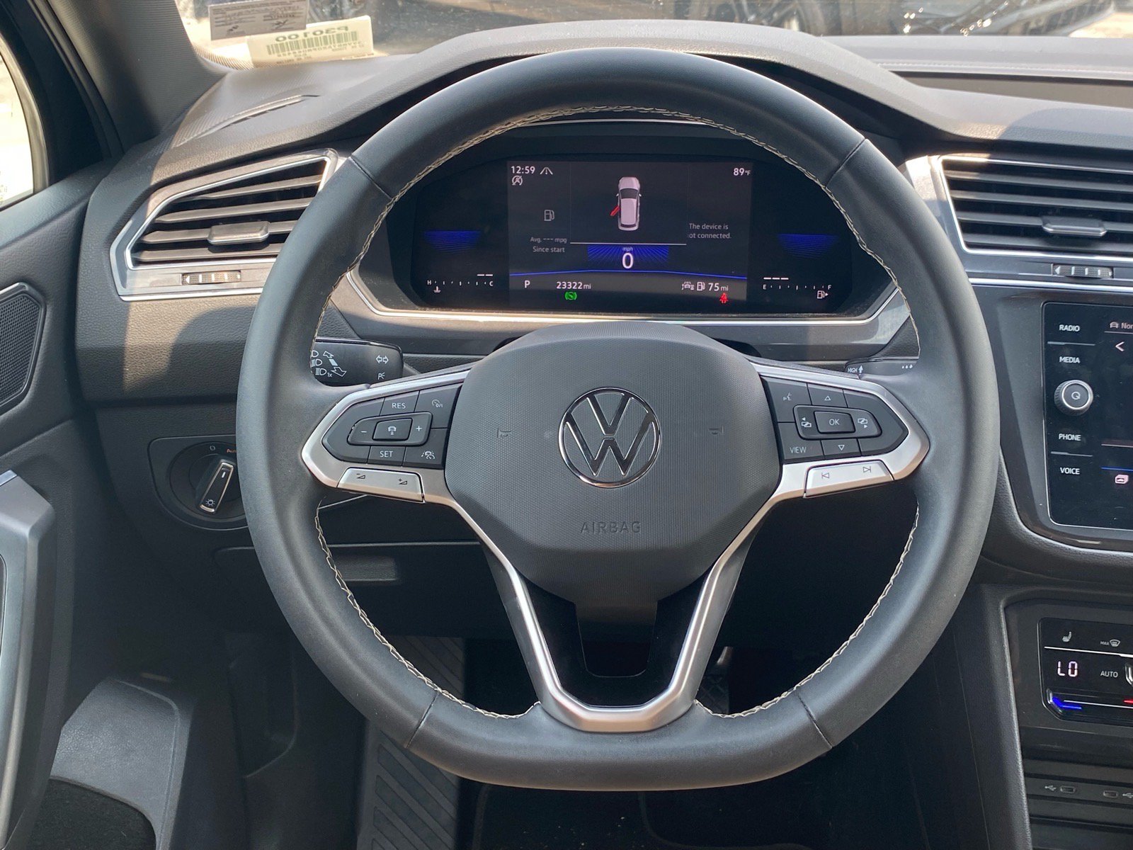 Certified 2023 Volkswagen Tiguan SE w/ Panoramic Sunroof Package AWD/4WD image 5