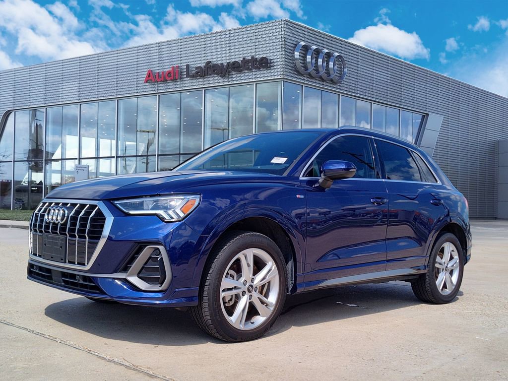 Used 2023 Audi Q3 2.0T Premium w/ Convenience Package