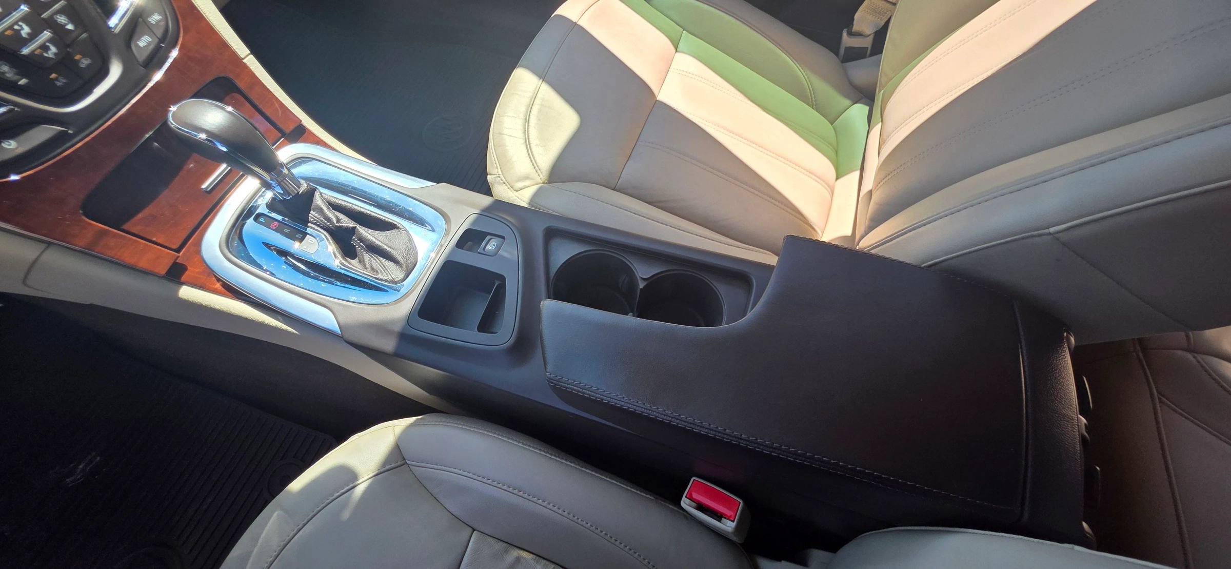 Used 2016 Buick Regal FWD image 19
