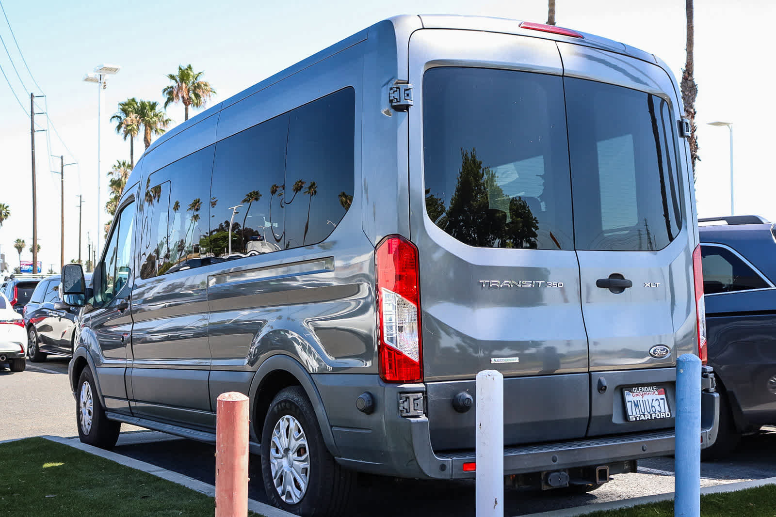 Used 2015 Ford Transit 350 XLT RWD image 5
