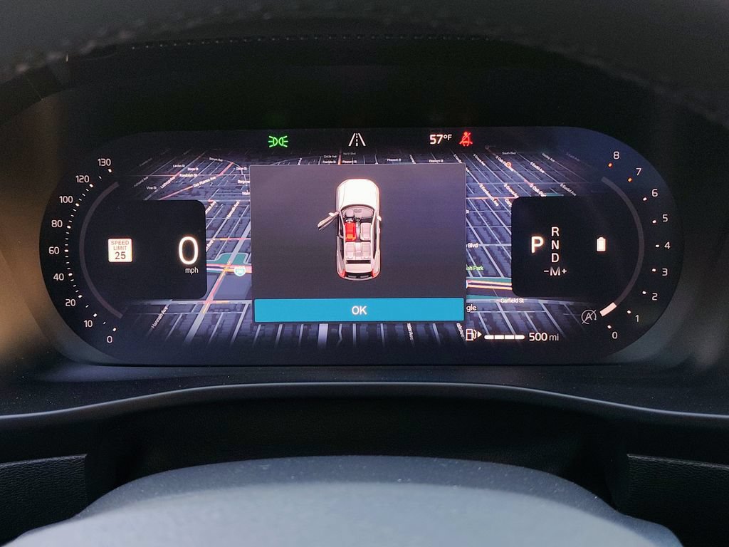 New 2026 Volvo XC40 B5 Ultra w/ Climate Package AWD/4WD image 13