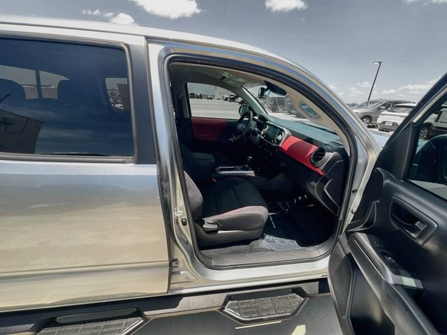 Used 2023 Toyota Tacoma SR5 w/ Technology Package RWD image 30