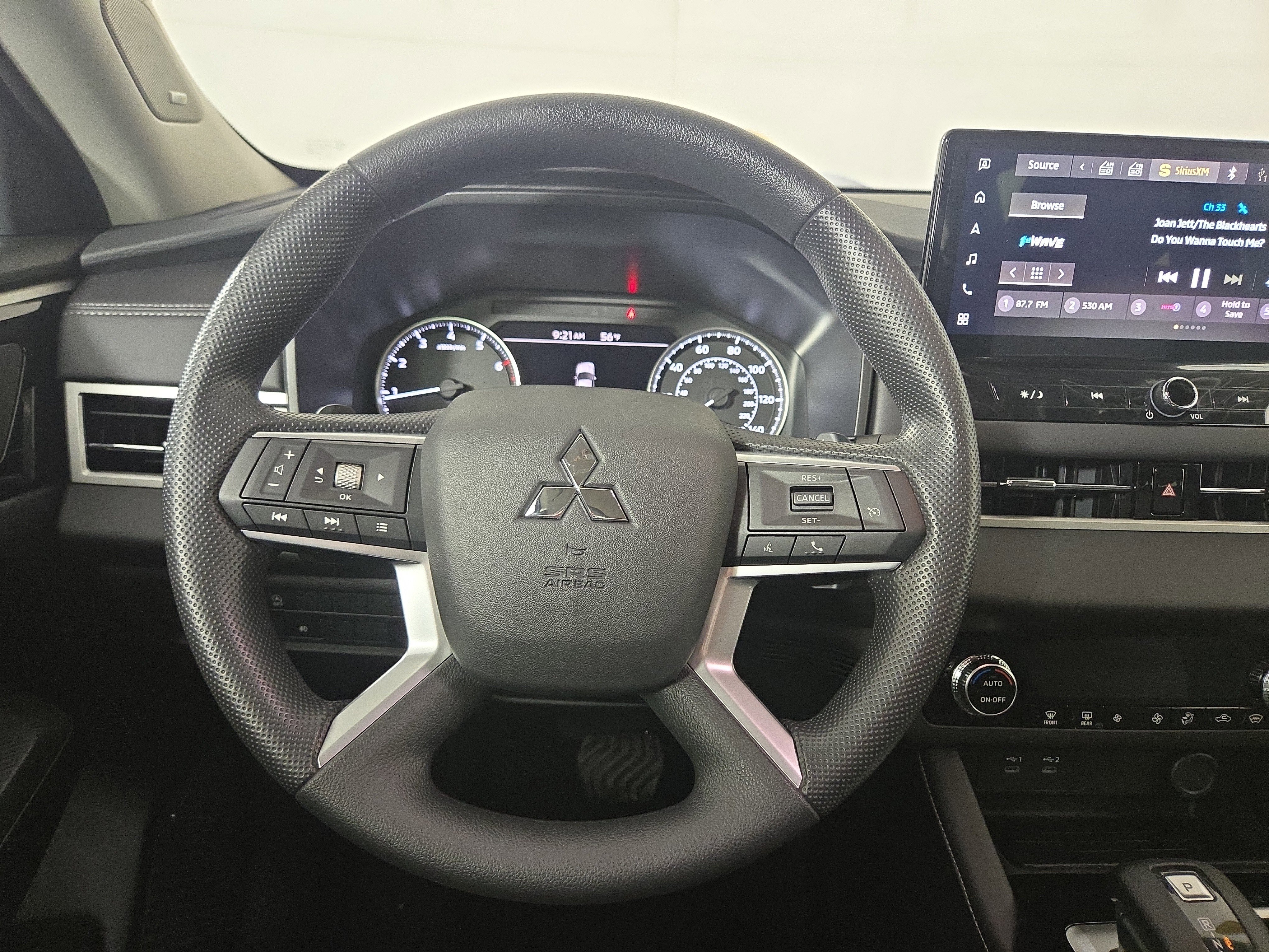 New 2026 Mitsubishi Outlander ES AWD/4WD image 13