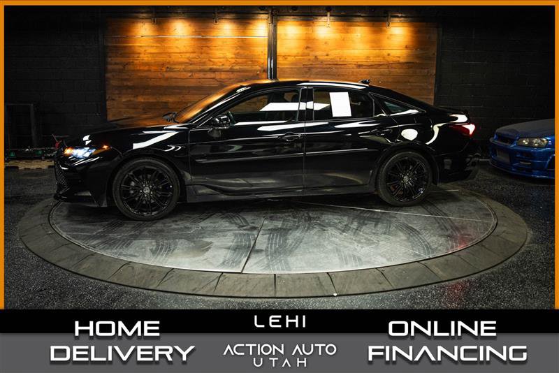 Used 2022 Toyota Avalon XSE w/ Carpet Mat Package (TMS) image 1