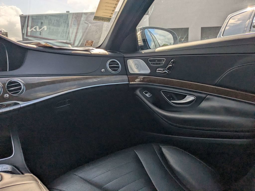 Used 2015 Mercedes-Benz S 550 4MATIC Sedan image 15