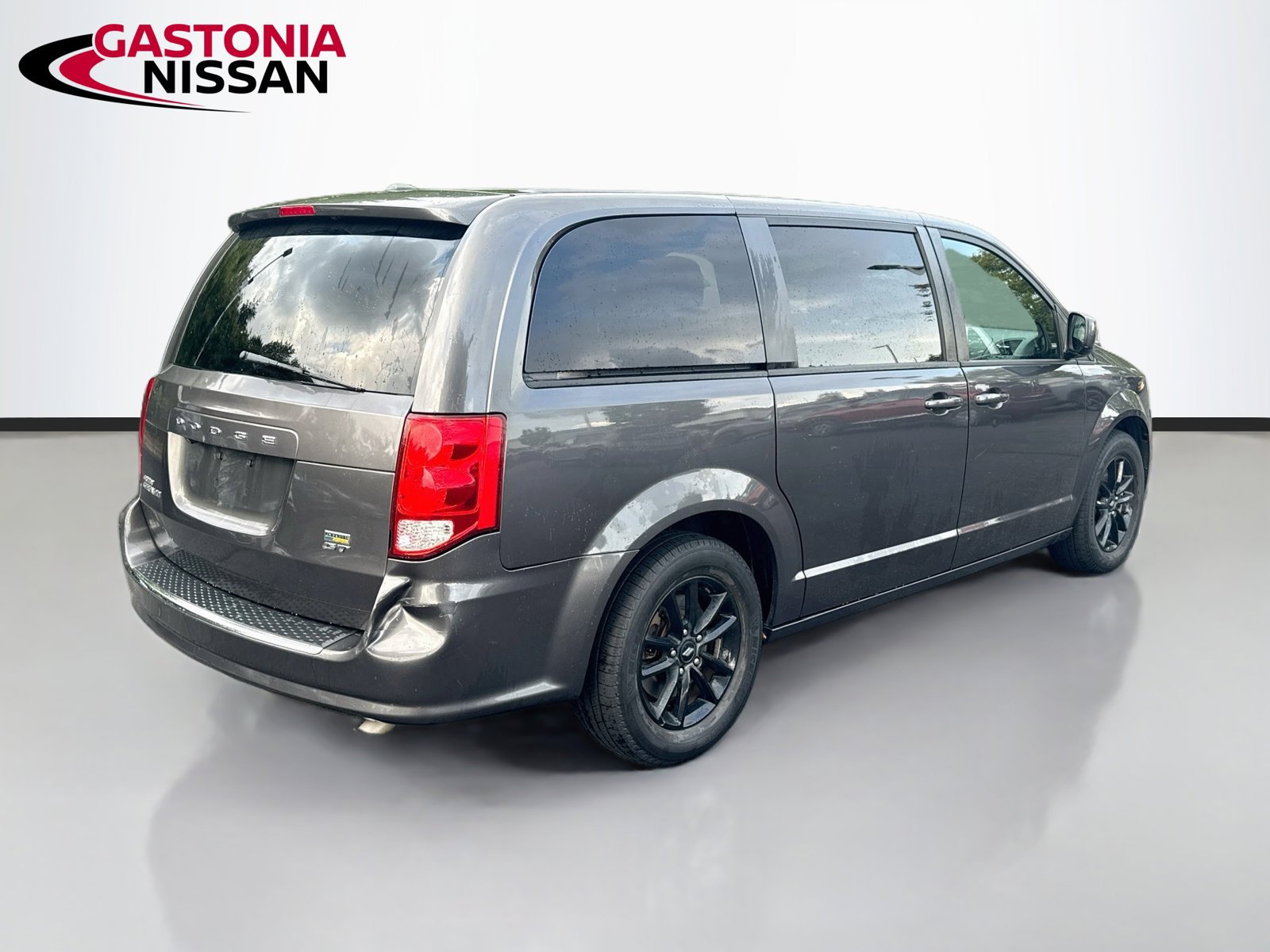 Used 2019 Dodge Grand Caravan GT FWD image 9