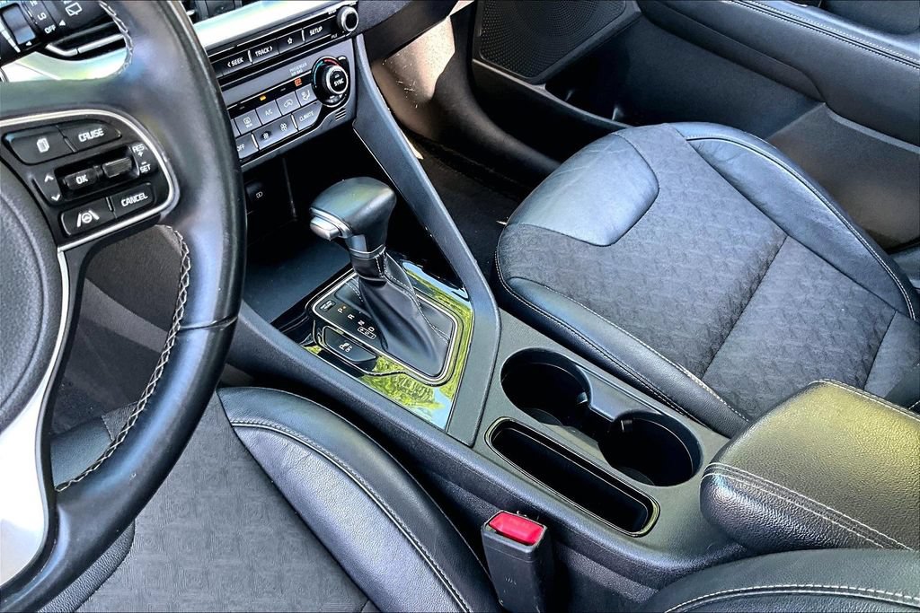Used 2022 Kia Niro LXS FWD image 16