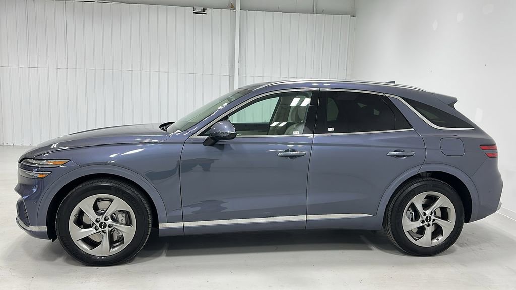 Certified 2026 Genesis GV70 2.5T Advanced image 3