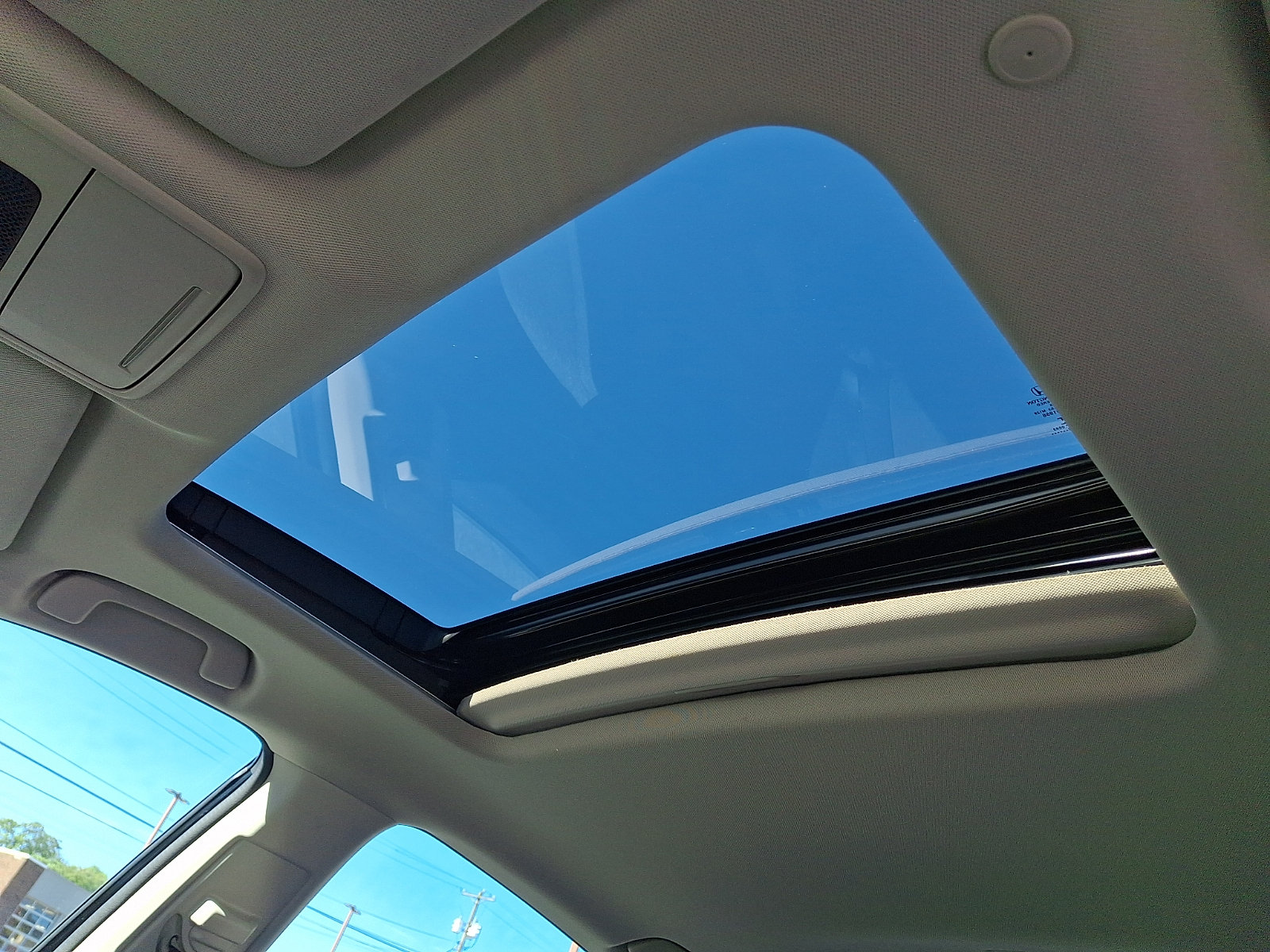 Used 2023 Honda Accord EX image 14