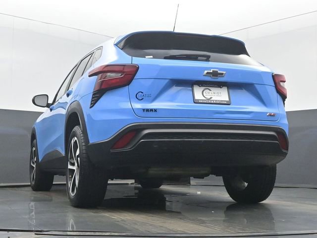 Certified 2024 Chevrolet Trax RS w/ Driver Confidence Package image 49
