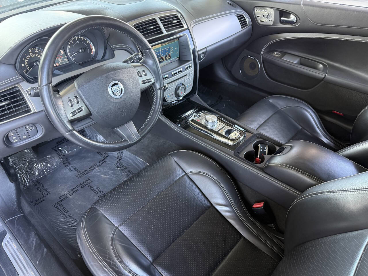 Used 2010 Jaguar XK Convertible image 11