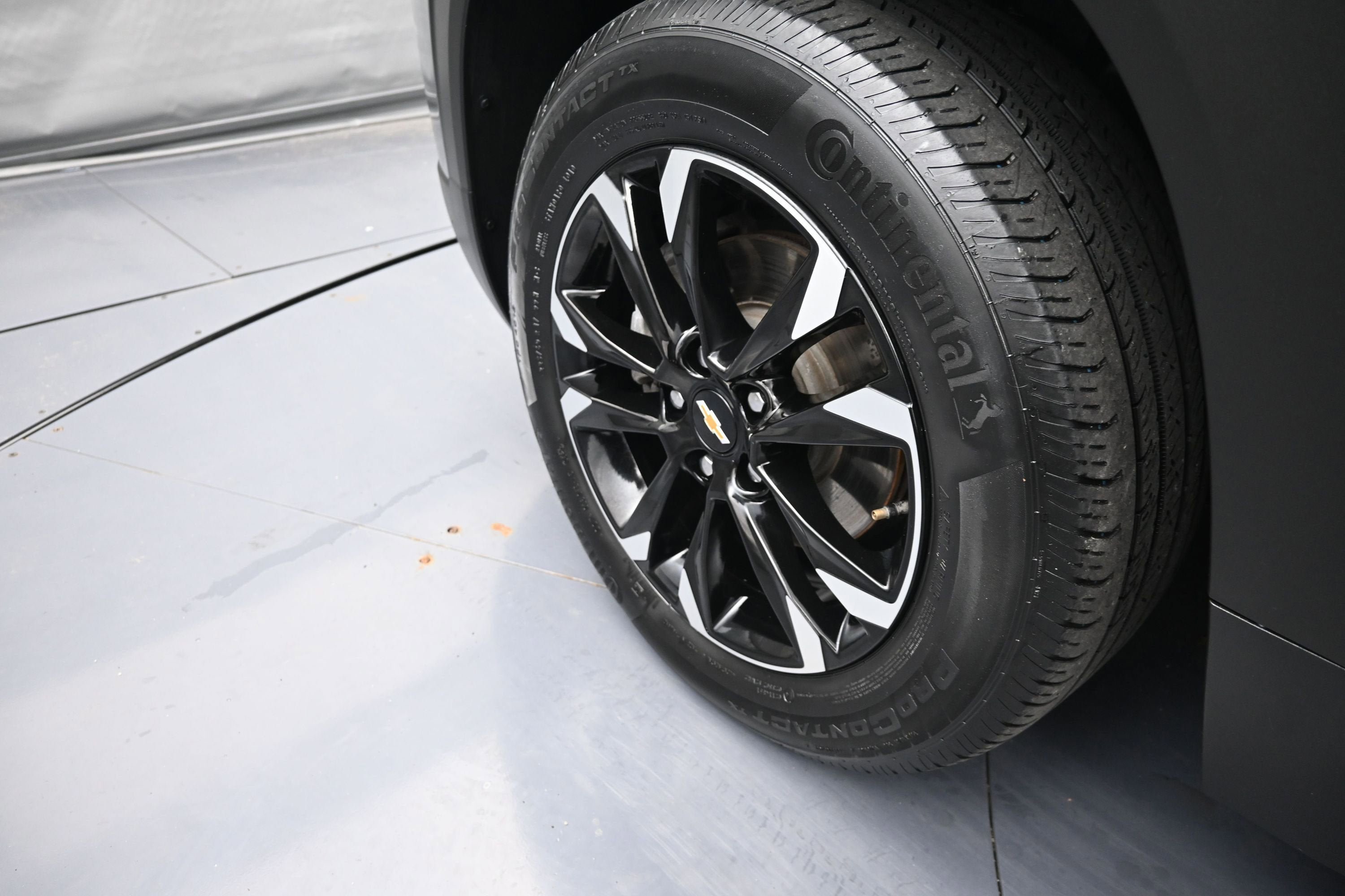 Certified 2023 Chevrolet TrailBlazer LT w/ Convenience Package FWD image 31