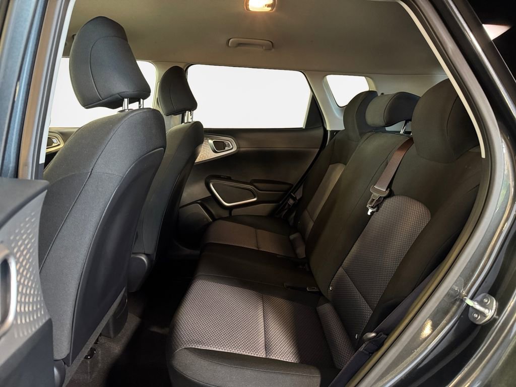 Certified 2023 Kia Soul S FWD image 24