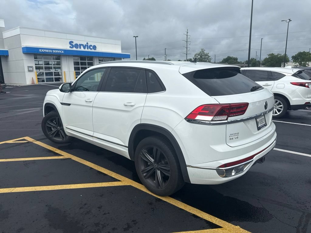 Used 2021 Volkswagen Atlas Cross Sport SE w/ V6 Towing Package FWD image 7