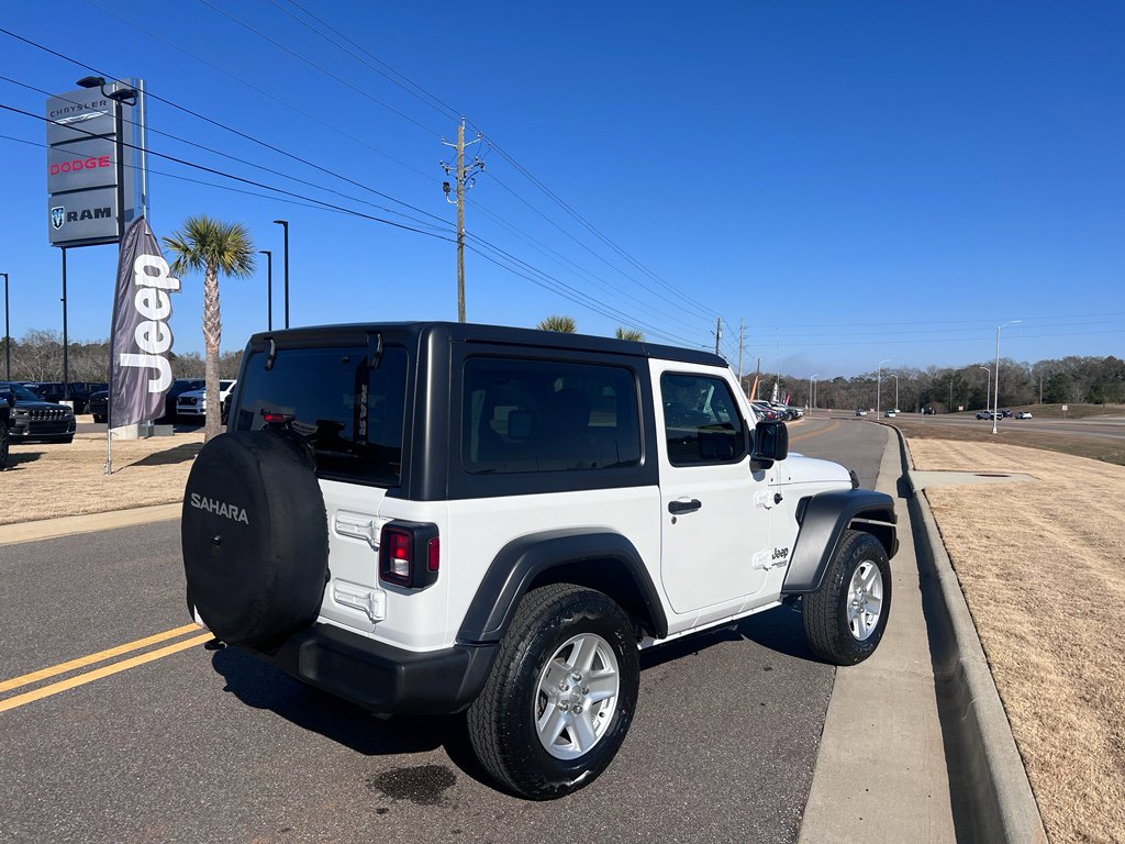 Used 2020 Jeep Wrangler Sport image 5