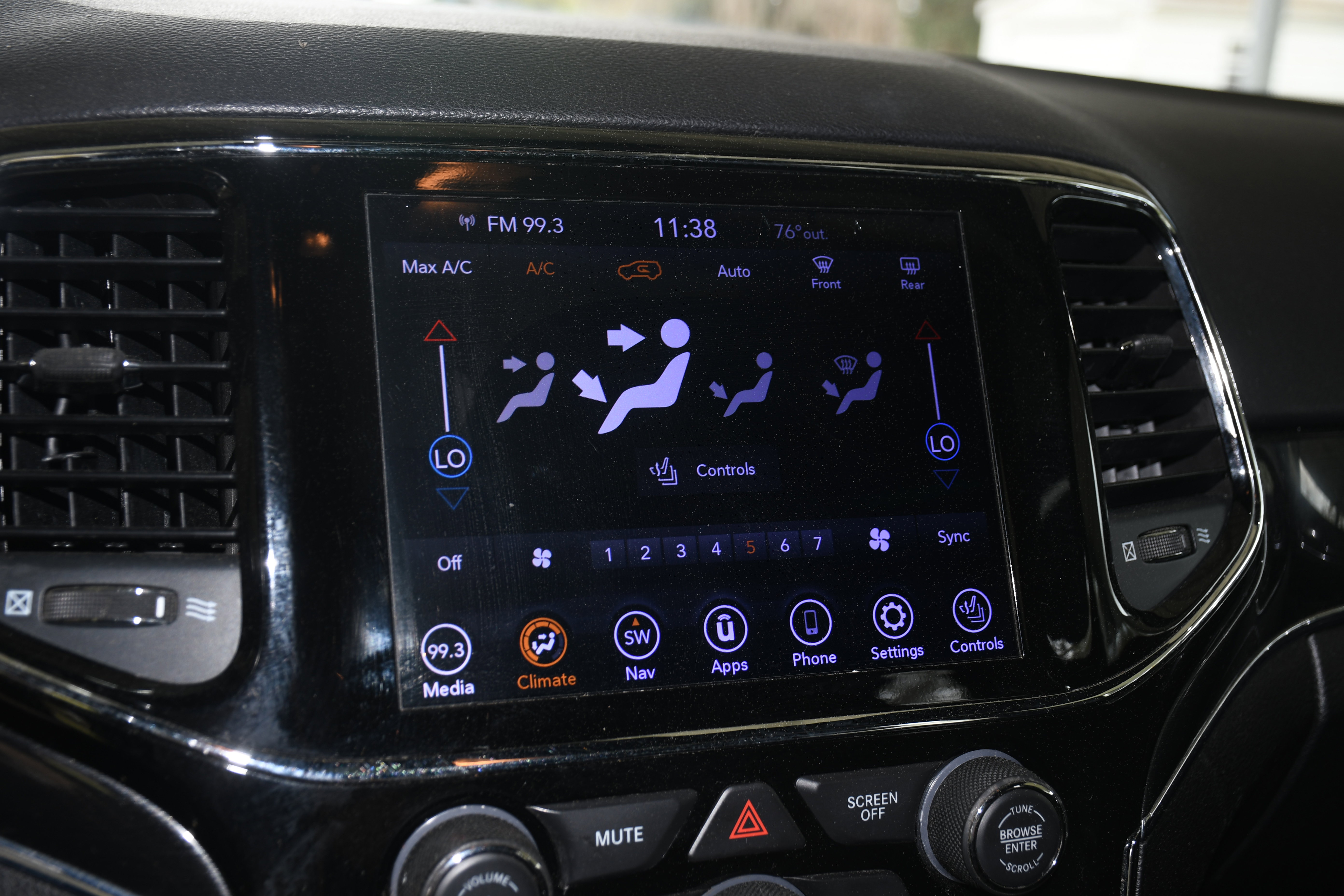 Used 2020 Jeep Grand Cherokee Trailhawk w/ Trailhawk Luxury Group image 17