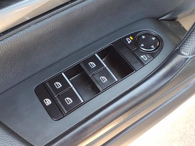 Used 2025 MAZDA CX-50 AWD 2.5 S w/ Preferred Package image 17