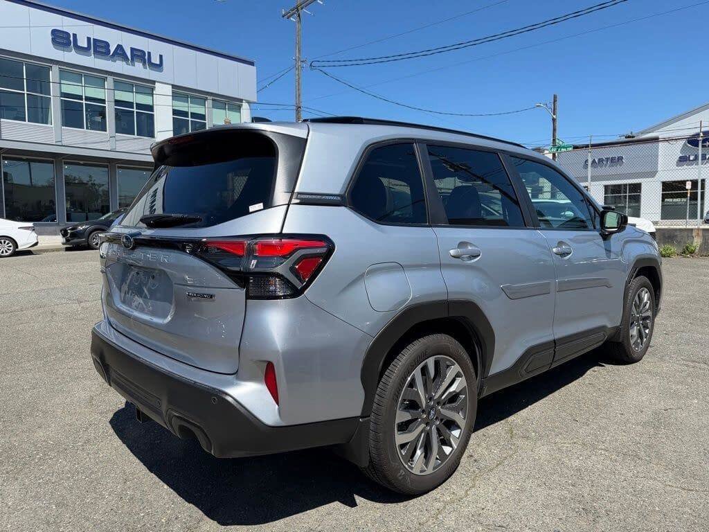 Certified 2025 Subaru Forester Touring AWD/4WD image 8