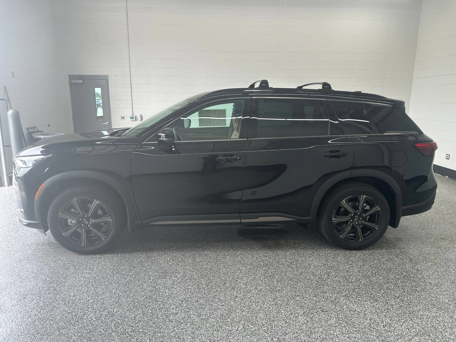New 2027 INFINITI QX60 Autograph w/ Dark Cargo Package AWD/4WD image 6