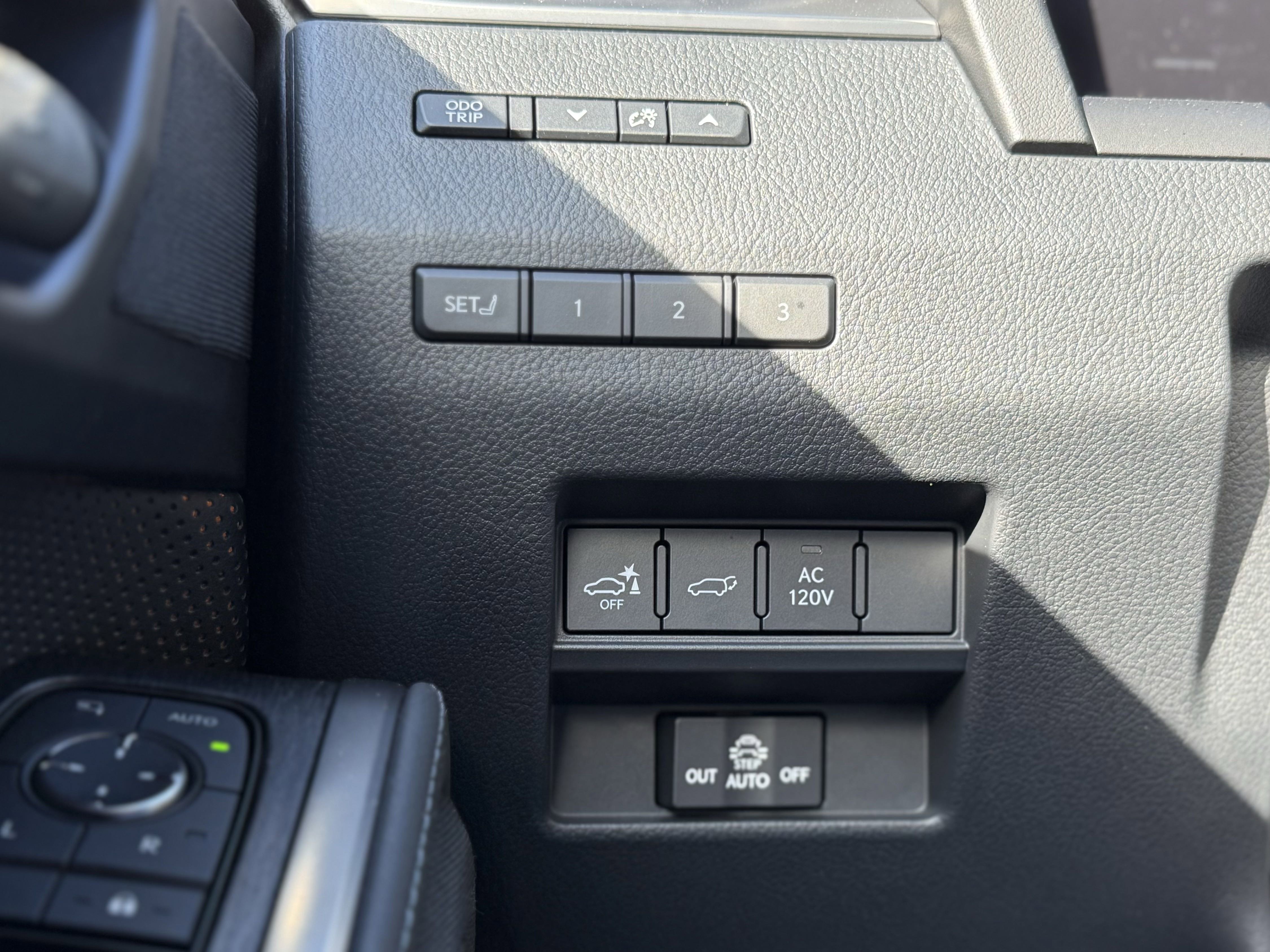 Used 2025 Lexus GX 550 550 Luxury+ image 28