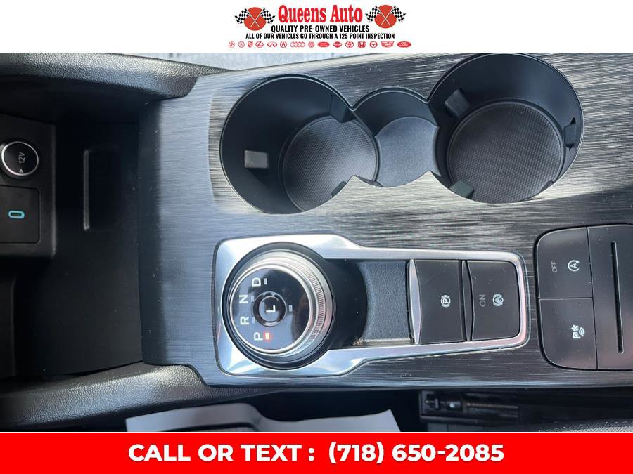 Used 2020 Ford Escape SE image 14