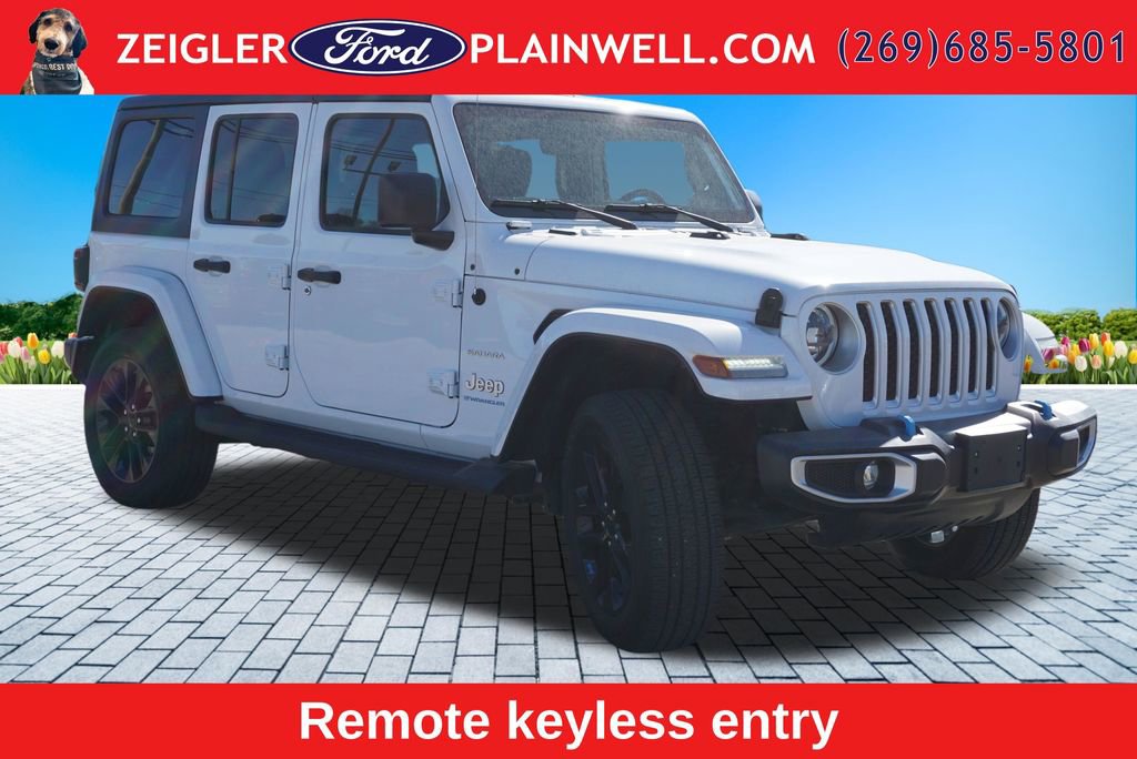 Used 2023 Jeep Wrangler Unlimited Sahara w/ Cold Weather Group AWD/4WD image 7