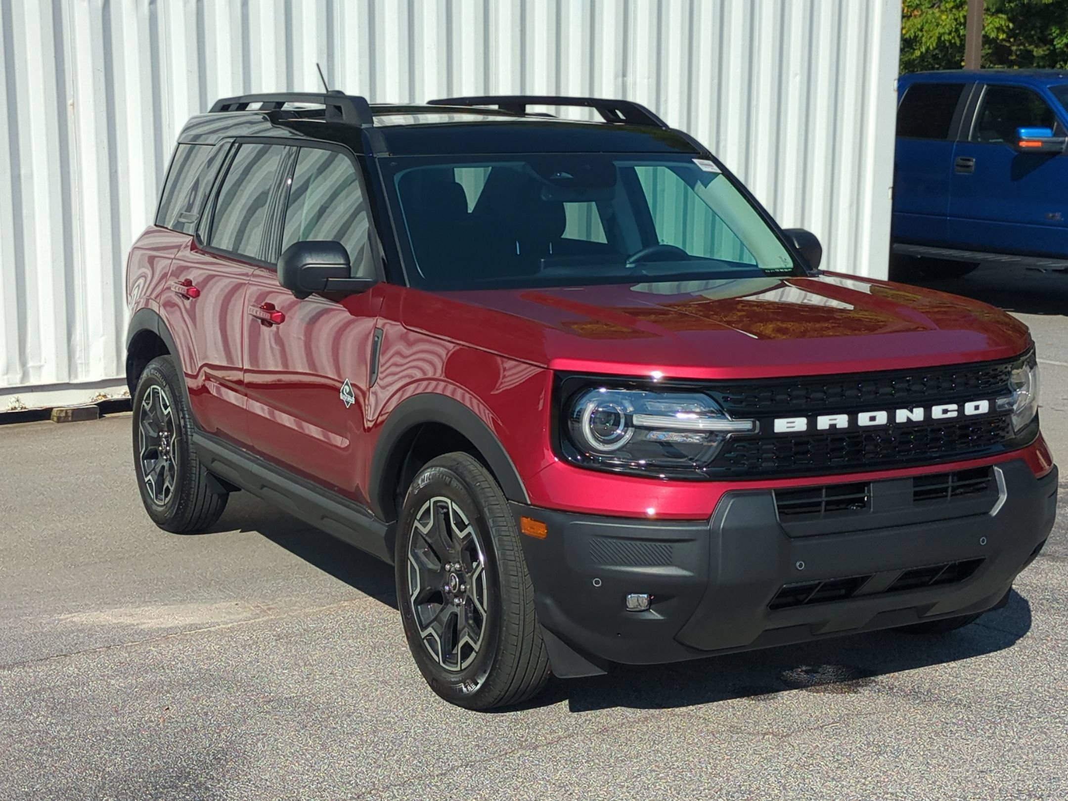 New 2026 Ford Bronco Sport Outer Banks w/ Outer Banks Tech Package+ AWD/4WD image 2