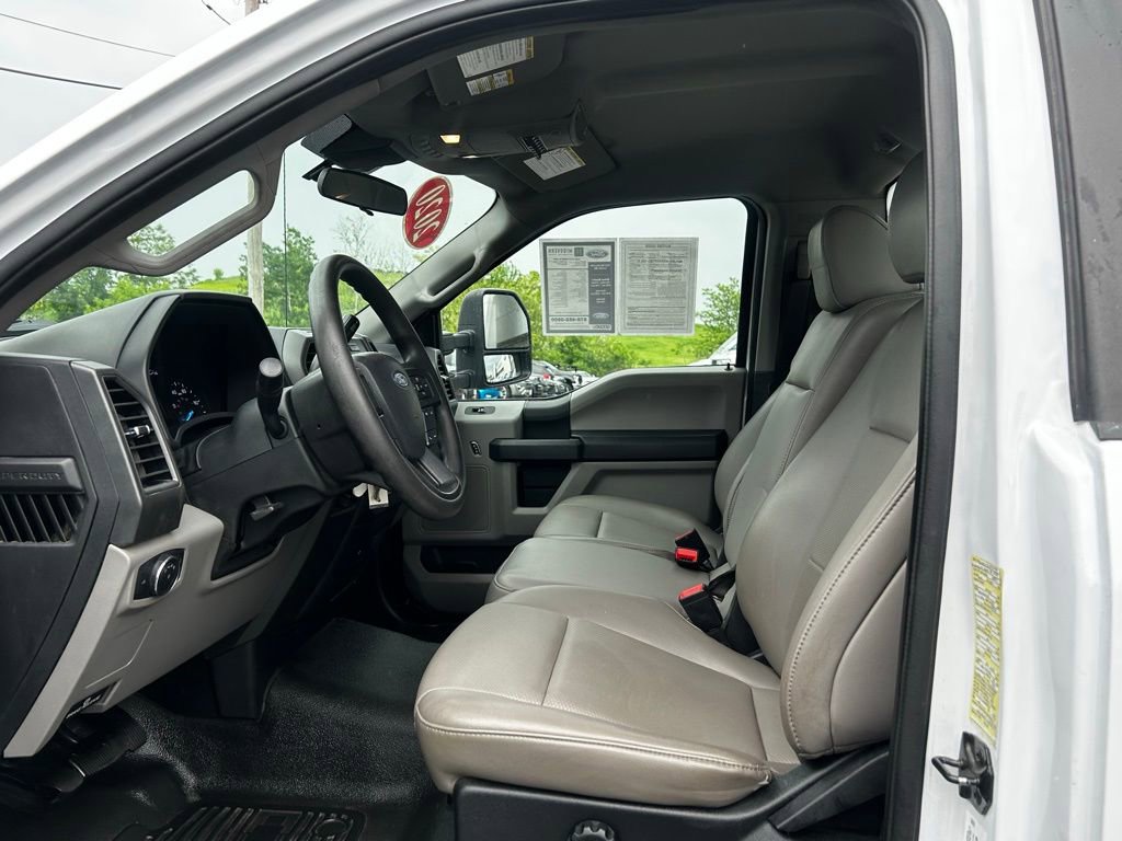 Used 2020 Ford F550 4x4 Regular Cab Super Duty image 9