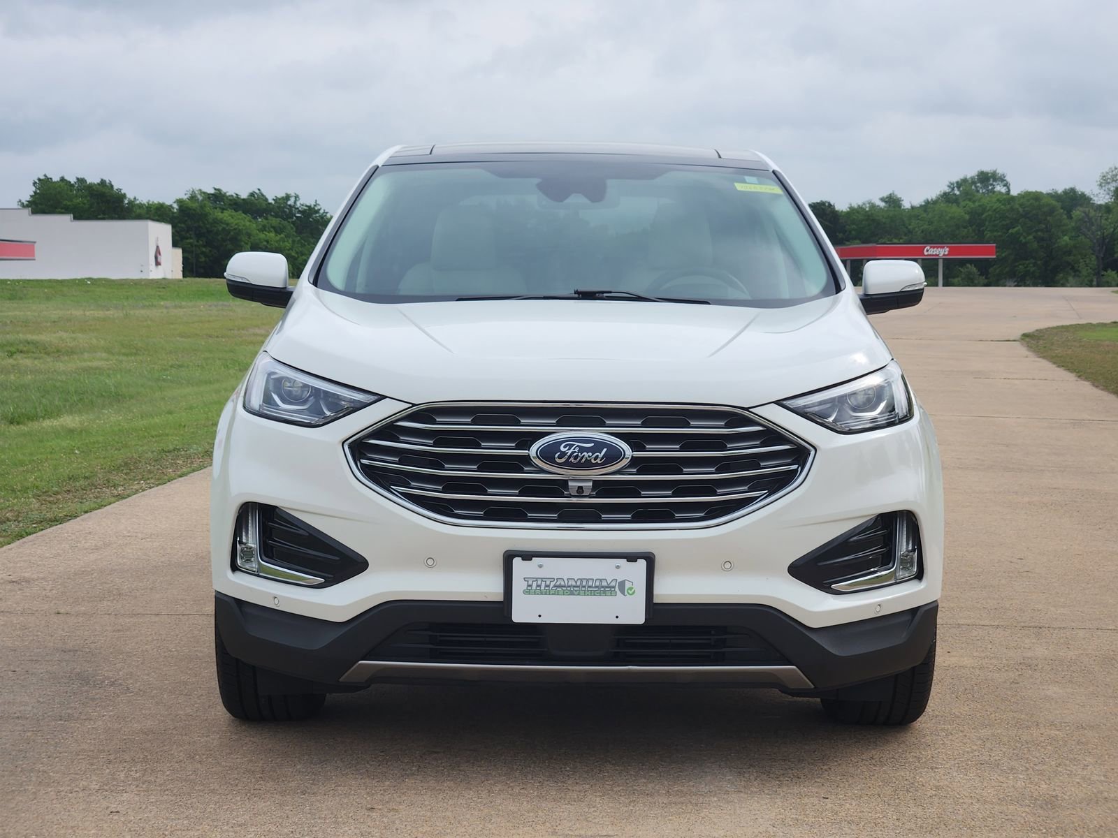 Used 2022 Ford Edge Titanium w/ Equipment Group 301A AWD/4WD image 6
