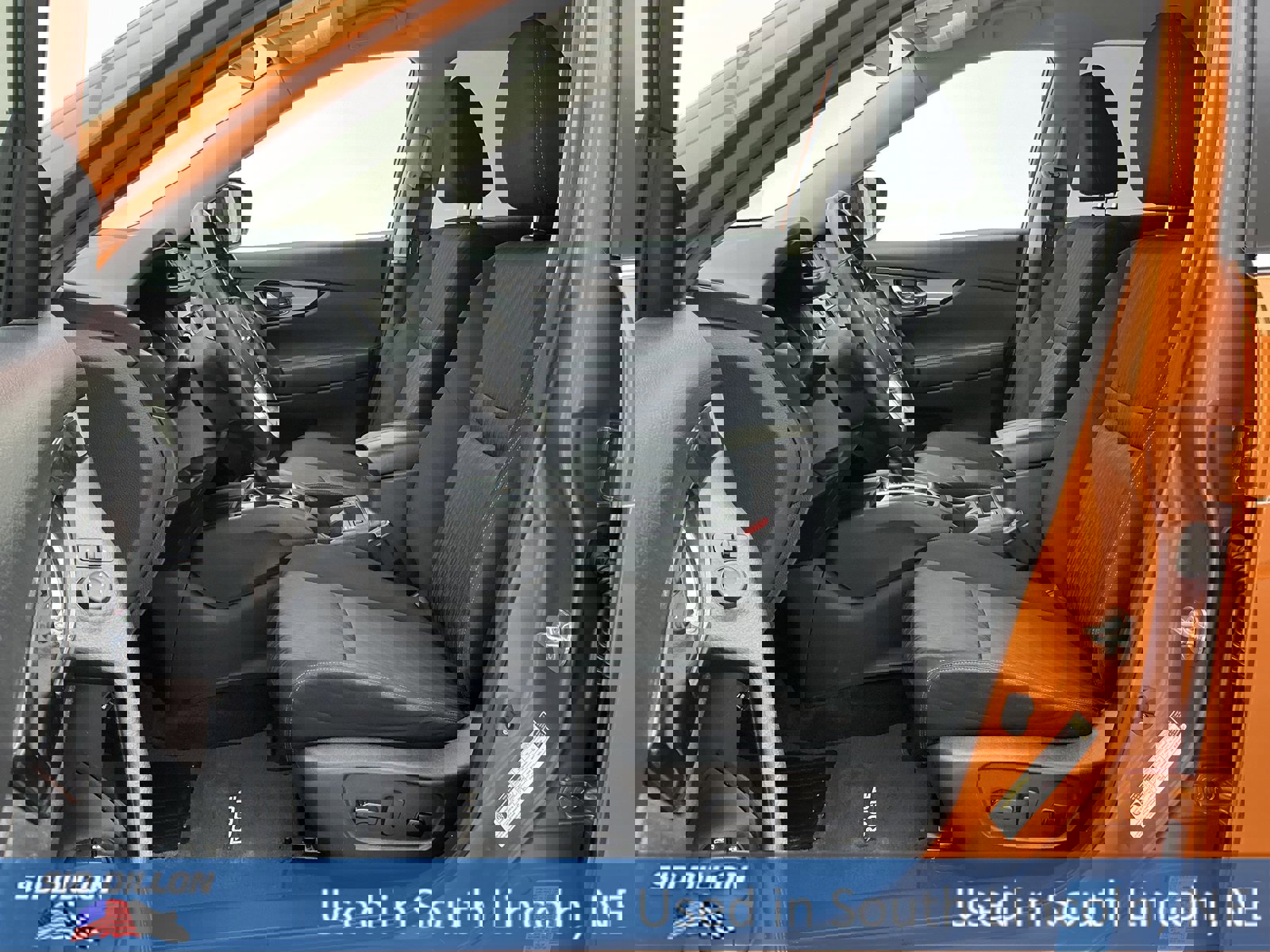 Used 2019 Nissan Rogue SV image 17