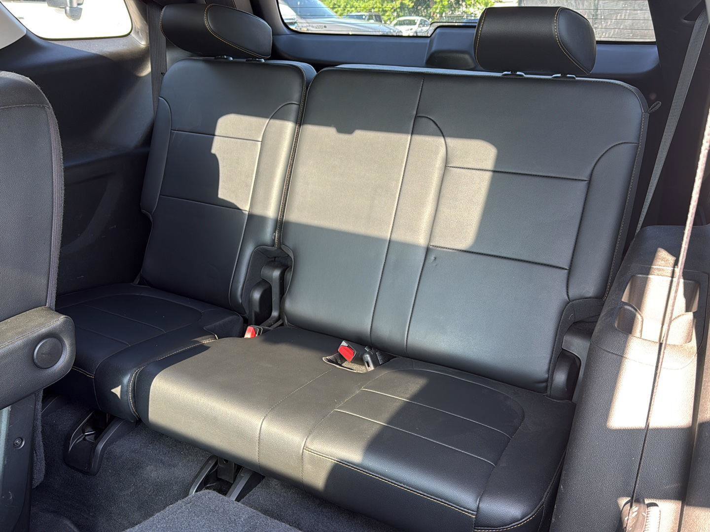 Used 2018 Chevrolet Traverse Premier w/ Driver Confidence II Package FWD image 11
