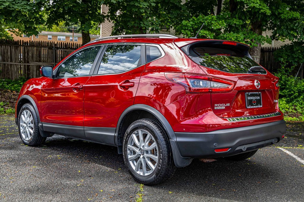 Certified 2022 Nissan Rogue Sport SV image 4